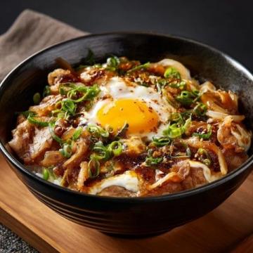 丫丫中午福利!家常葱猪咖喱乌冬面食谱大公开!
