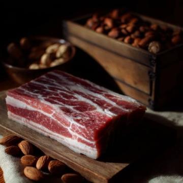如何制作美味干锅腊肉香干？详细步骤分享