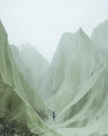 漫步318线寻找梦幻冰川,西藏米堆冰川心灵之旅