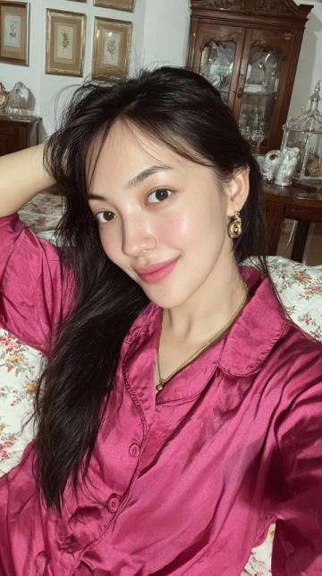 母亲节直播数据下滑,郭有才评论区炸了:曾经的现象级网红如今风光不再