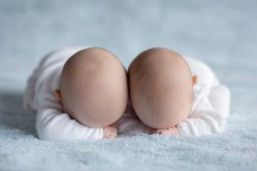 婴幼儿睡眠安全全攻略:床垫选择、睡姿调整与环境打造(必看!)