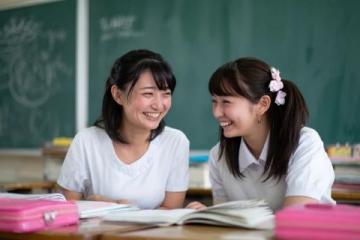 高考冲刺：顶尖学府学霸的满分挑战与突破技巧