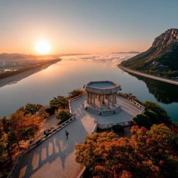 珠海香山湖公园：自然美景与文化娱乐结合的理想休闲地