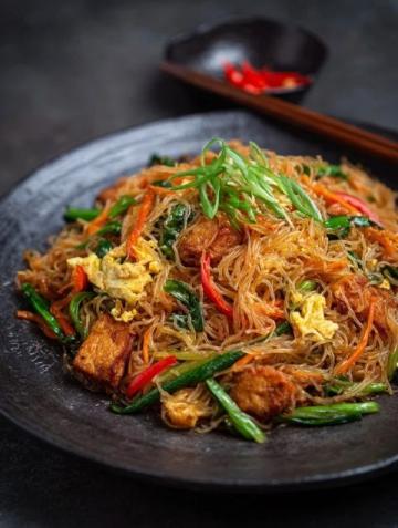 家常菜:简单又美味的肉沫粉丝!
