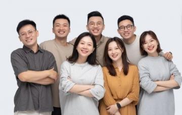 穿过月亮的旅行主创团队武汉行,与粉丝亲密互动