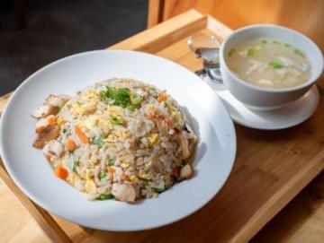 三张信用卡解锁五折美食:享受优惠解锁干饭自由