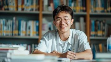 广东历史类580分考生的理想院校指南:冲刺名校与稳健选择