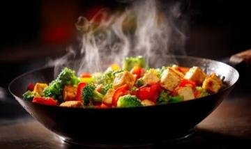 县城医院周边美食价格调查:豆腐炒肉16元、苦瓜炒蛋13元公道吗?