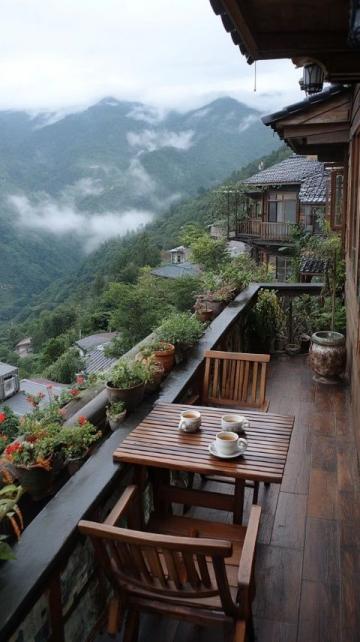 纳溪小城之旅:品尝特早茶、探索酒文化与美味佳肴