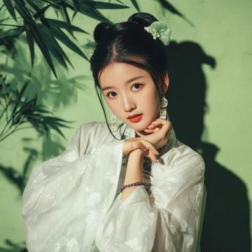 景德镇,嗦粉新姿势!跟着乌啦啦打卡“三粉传奇”,本地人私藏攻略曝光!
