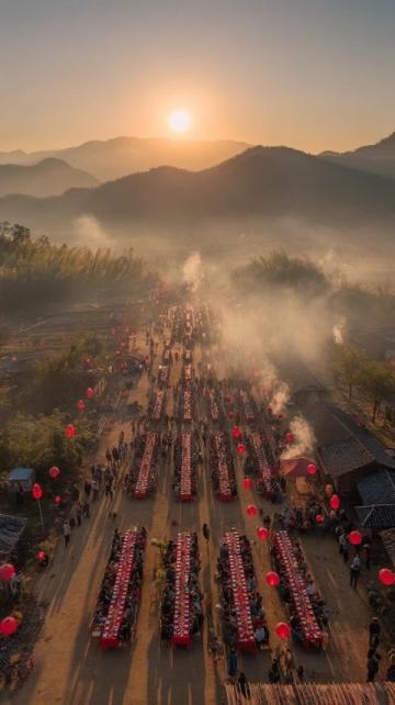 **五一游云南五大民族节日狂欢指南,解锁边玩边体验的奇幻之旅**