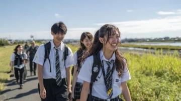 山海同行”和平接力跑活动在潍坊滨海激情启动