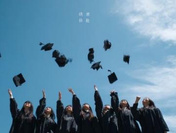 2007年，一理科生，高考成绩492，当时四川二本线475，超过二本线17分