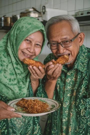 70岁老人深情做饭 美味让人感动