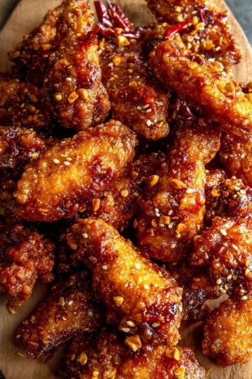 以下是一份简单又美味的**可乐鸡翅**菜谱,适合新手快速上手,味道甜咸适中
