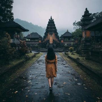 印尼奇幻之旅:八大必做体验等你来解锁!