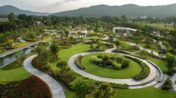 潍坊高密南湖植物园——城市绿洲的诗意栖居**
