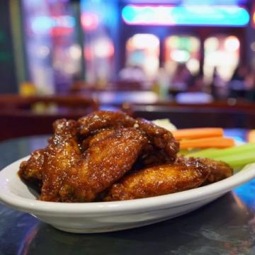 经典可乐鸡翅食谱:甜咸交织,嫩滑入味,新手也能轻松做成功