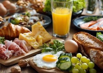 大家好,今天我要和大家分享一款非常适合早餐和病后调理的养生美食——海参小米粥