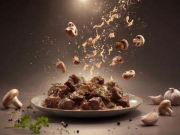 松蘑炒肉VS小白蘑菇炒肉:探寻北方家味中的菌香魅力