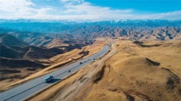 长春至新疆自驾之旅:穿越东北华北与西北地区的长途探险