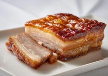经典排骨食谱大揭秘：红烧、糖醋、蒜香等多种做法，肉嫩入味！