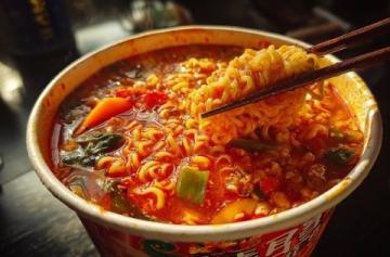武汉夏日旅行攻略:热干面之旅,独家美食地图等你来领!