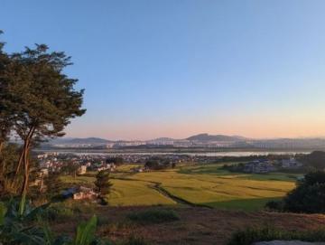 告别了中国东方第一村防川村,天色已晚,就在珲春市住宿一晚