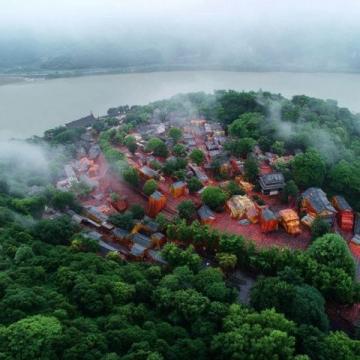 湖北省鄂州市西山风景区:自然美景与历史文化的完美融合