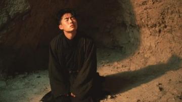 陈龙居士考察鹤山横江后山风水：探讨钟氏家族墓穴选址问题