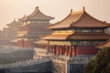 探索北京7-9月团建新体验:8大活动圣地,从湖畔露营到草原探险,打造难忘团队回忆!