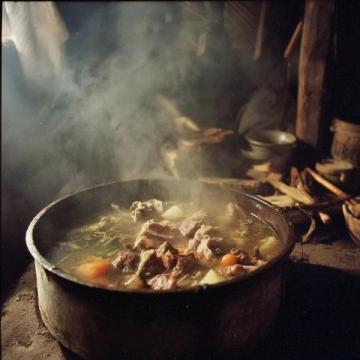 冬日暖身佳肴:牛腩炖萝卜的做法