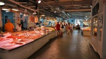 
探寻潮汕特色美食：粿类、牛肉丸、生腌海鲜等经典佳肴盘点