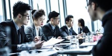 如何在上海定制一场难忘的室内年会与团队建设活动?