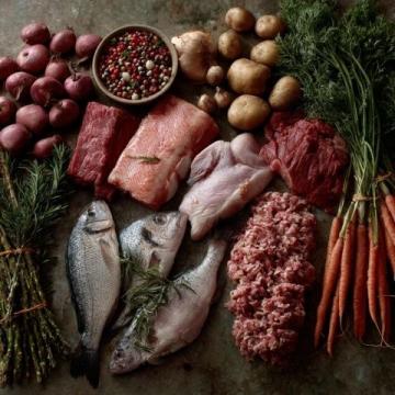 高磷食物推荐:坚果类、动物内脏、海鲜、粗粮类、奶制品等