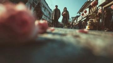 夜幕下的合兴路：告别旧居后的温暖回忆与新发现