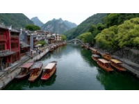 以下是一篇关于湖南旅游风景的文案
