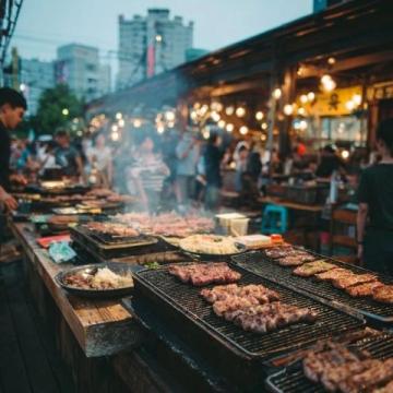 西双版纳之夜:美食与繁华下的告庄星光夜市