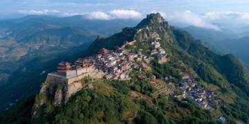 昆明隐秘山谷里的“矮人国”奇境探险