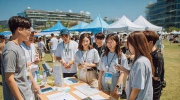 学校门口摆摊：10种适合学生需求的热销商品