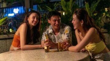 铛铛车与啤酒的完美邂逅：大鲍岛的夏日狂欢之旅