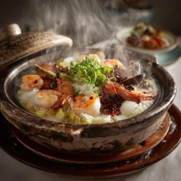 独克宗古城壹品菌餐厅：香格里拉必尝菌子火锅盛宴