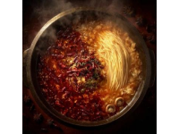 重庆云阳鸡蛋面：四季变换下的经典美食与生活哲学