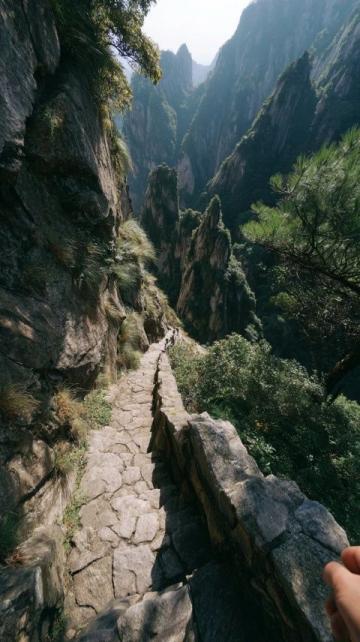 昆明石林的旅游攻略(云南昆明的旅游攻略)