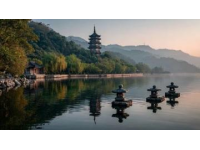 南京VS杭州：历史名城的现代生活对比—探索最佳居住地