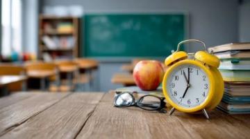 一分钟掌握钟表教学,让您的孩子轻松应对幼小衔接时光!