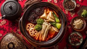 腾冲地道美食：从传统主食到特色小吃一网打尽