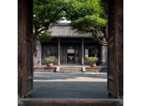 
广州江南西昌岗交汇繁华地，十香园古韵静谧藏世外