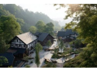 高黎贡山脚下，四休温泉酒店静谧藏匿于半山腰