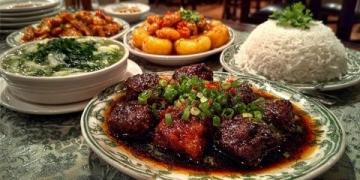美国教授品尝中国美食,感叹西方菜不及